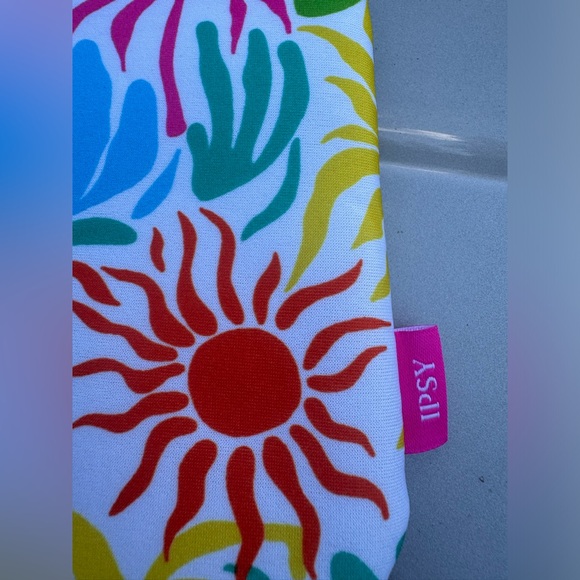 🔆 🌷Ipsy Make Uo Bag 🔆🌱 - Picture 3 of 4